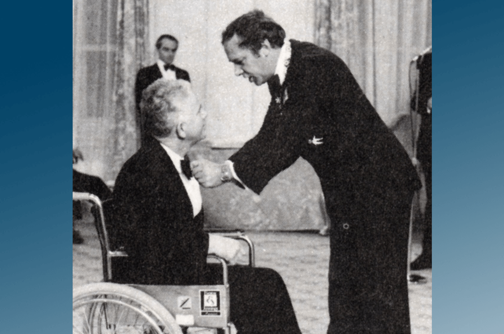 As a leader of the Canadian Paraplegic Association, Toastmaster Don Curren used his public speaking skills to advocate for physically disabled individuals, earning him Canada’s highest honor, the Order of Canada, in 1980.