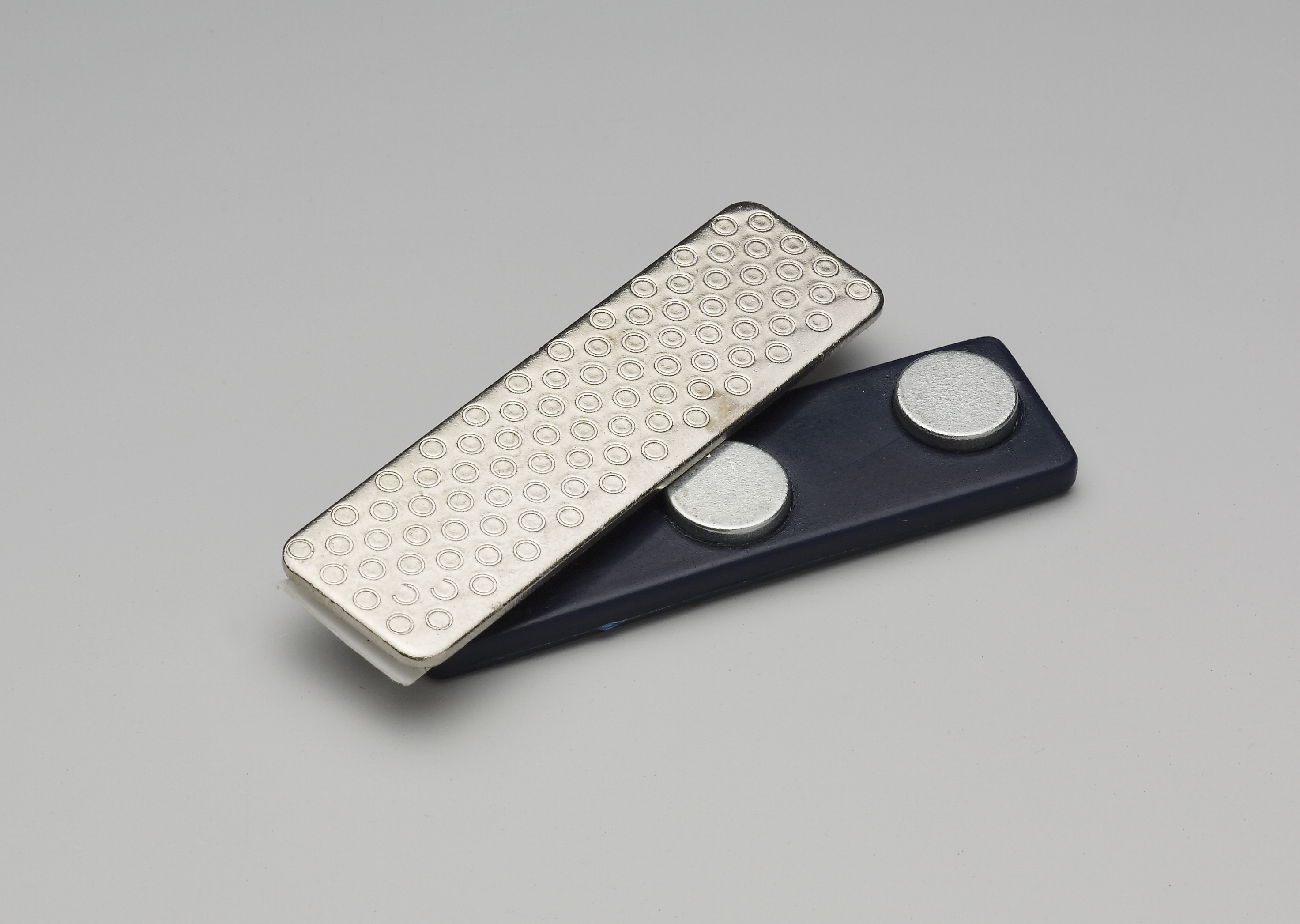Magnetic Attachment for Badges
