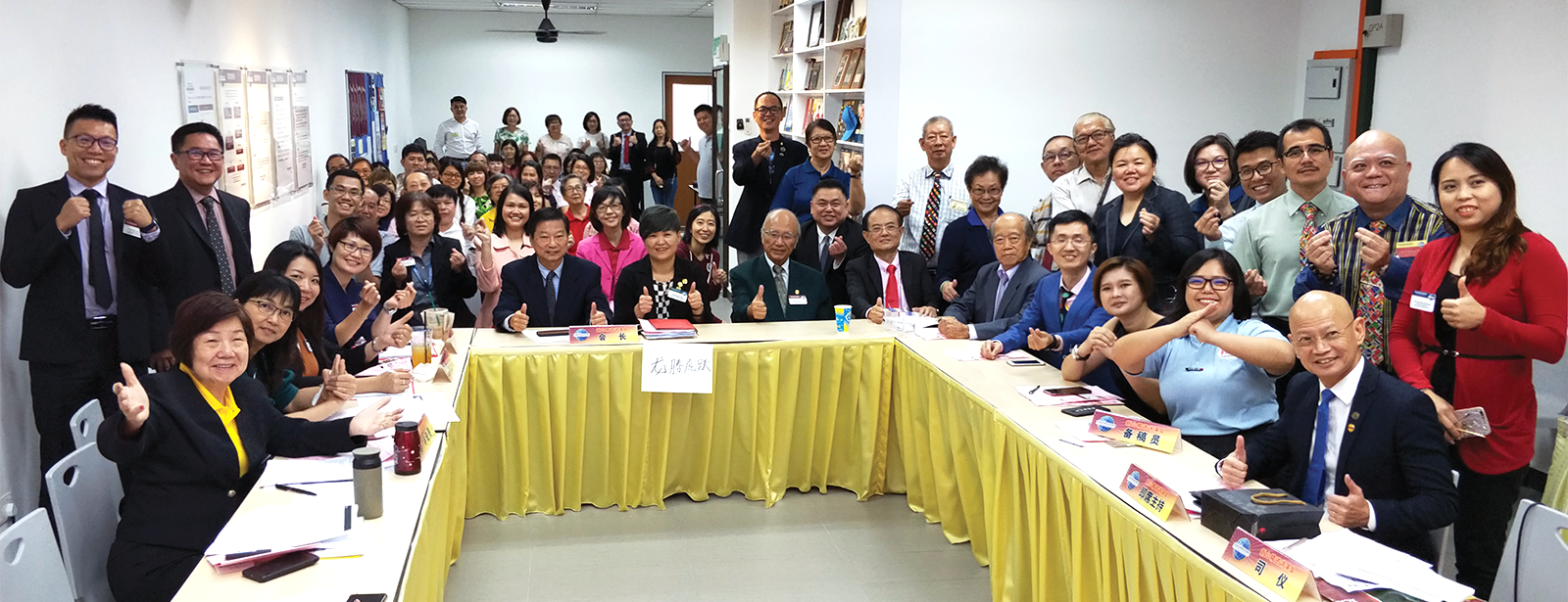 Chua Chu Kang CC Mandarin club members at meeting